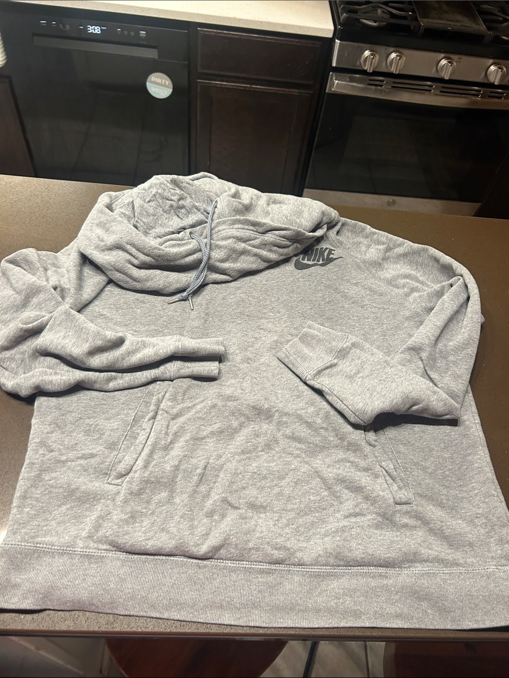 Nike Men’s Light Gray Crewneck Pullover Hoodie